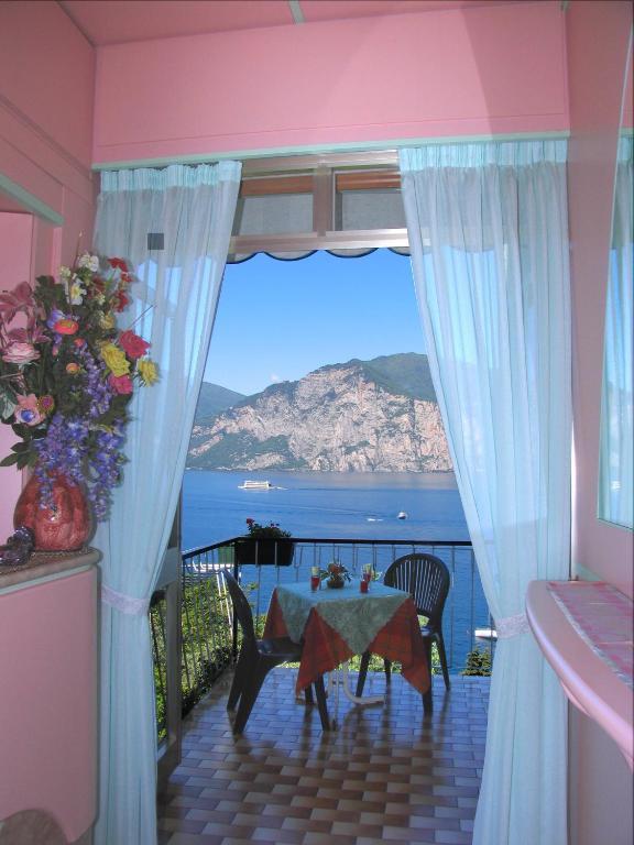 Casa Alessandra Malcesine Exterior photo